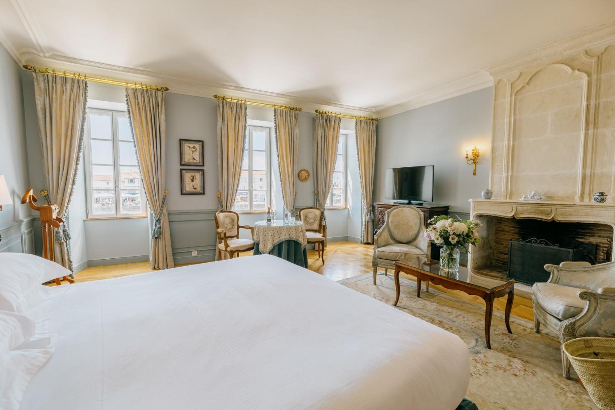 Hotel De Toiras Сен-Мартен-де-Ре Экстерьер фото